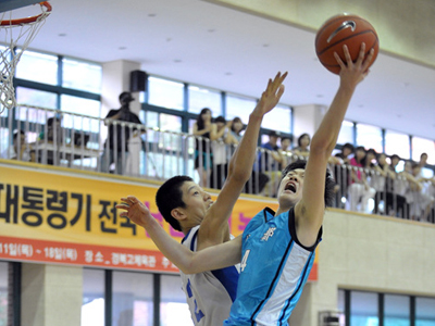 kba2011081608b.jpg